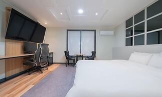 CURVE HOTEL IKSAN
