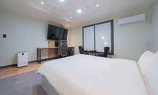 CURVE HOTEL IKSAN