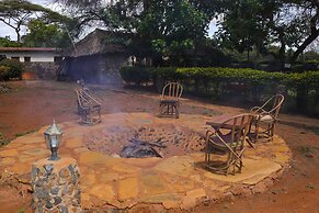 River Lumi Resort - Taveta