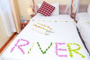 River Lumi Resort - Taveta