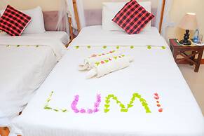 River Lumi Resort - Taveta