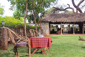River Lumi Resort - Taveta
