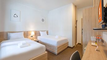 B2 Phayao Boutique & Budget Hotel