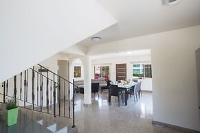 Protaras Holiday Villa Dv16