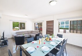 Protaras Holiday Villa Dv16