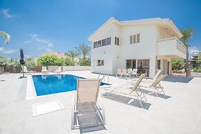 Protaras Holiday Villa Dv16