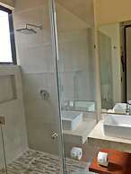 Roomy Apt With Private Terrace - Amazing Amenities