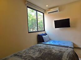 Roomy Apt With Private Terrace - Amazing Amenities