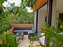 Roomy Apt With Private Terrace - Amazing Amenities