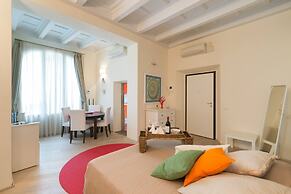 Brand New Apt In Heart Of Florence