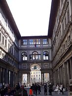 Brand New Apt In Heart Of Florence