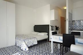 Beautiful Studio in Residence With Swimming Pool by Beahost Rentals