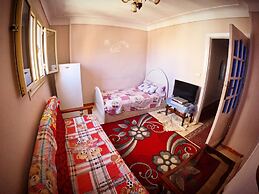 Room in Apartment - Best Price In Downtown, Walk Everywhere