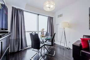 Stunning High Floor 1 Bedroom w Den Condo Near U of T and Hospitals
