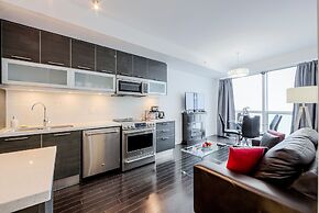 Stunning High Floor 1 Bedroom w Den Condo Near U of T and Hospitals