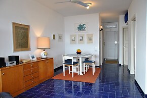 Edy sea View Holiday Apartment