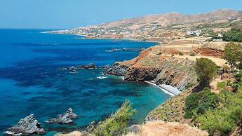 Villa Only 50m To The Sea, Sleeps 12, Polis