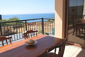Villa Only 50m To The Sea, Sleeps 12, Polis