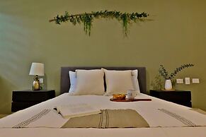 1 Br Apartment W-jungle View - Top Lx Amenities
