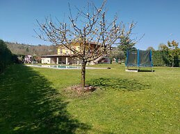 Apt In Villa With Pool 45 Min Ve Unesco Area