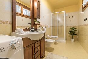 Apt In Villa With Pool 45 Min Ve Unesco Area