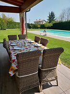 Apt In Villa With Pool 45 Min Ve Unesco Area