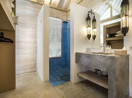 Peaceful Affordable 3 Bedrooms Private Pool Villa Near Seminyak