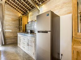 Peaceful Affordable 3 Bedrooms Private Pool Villa Near Seminyak