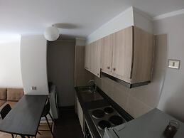 Apartment With Pool Access