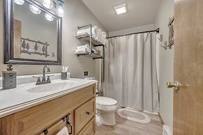 Steps To The Lake House, Hot Tub, Game Room, Deck