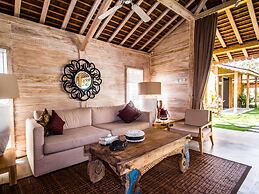 Affordable 3 Bedrooms Private Pool Villa Near Seminyak