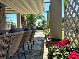 Escape to Paradise - Experience Luxury and Serenity at Villa Elina in 