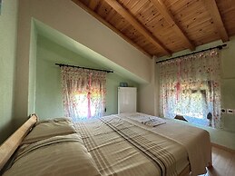 Escape to Paradise - Experience Luxury and Serenity at Villa Elina in 