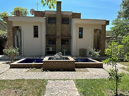 Escape to Paradise - Experience Luxury and Serenity at Villa Elina in 