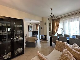 Escape to Paradise - Experience Luxury and Serenity at Villa Elina in 