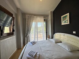 Escape to Paradise - Experience Luxury and Serenity at Villa Elina in 