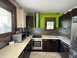 Escape to Paradise - Experience Luxury and Serenity at Villa Elina in 