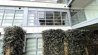 Modern & Stylish 1 Bedroom Flat