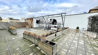 Modern & Stylish 1 Bedroom Flat