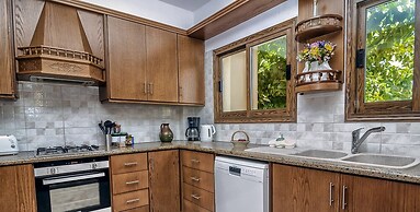 Impressive Villa Exclusive Sea Caves Walk to Taverns Sleeps 11 Ref 507