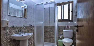 Impressive Villa Exclusive Sea Caves Walk to Taverns Sleeps 11 Ref 507