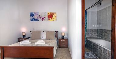 Impressive Villa Exclusive Sea Caves Walk to Taverns Sleeps 11 Ref 507