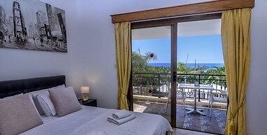 Impressive Villa Exclusive Sea Caves Walk to Taverns Sleeps 11 Ref 507