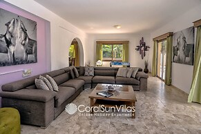 Impressive Villa Exclusive Sea Caves Walk to Taverns Sleeps 11 Ref 507