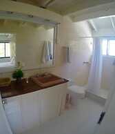 Ocean View Sai, Five Bedroom Holiday Home