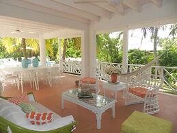 Ocean View Sai, Five Bedroom Holiday Home