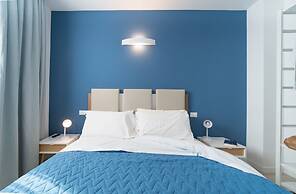 Stylish Residenza Torre Bianca 2 Bedroom Apartment Sleeps 5