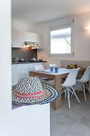 Stylish Residenza Torre Bianca 2 Bedroom Apartment Sleeps 5