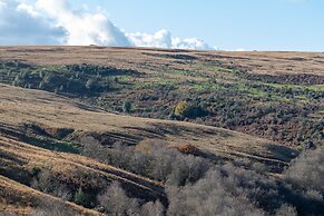 West Hollowcombe Farm Cottages - Full Si