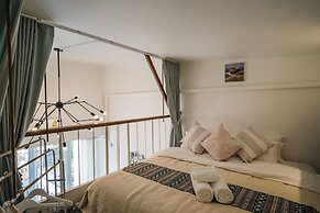 Contemporary Loft in the Heart of Chiang Mai - 5 Mins From Nimman